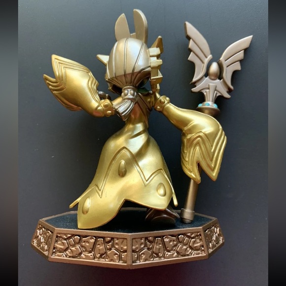 Skylanders Imaginators - Golden Queen Figure - Sensei Master - Earth Sorcerer - Picture 2 of 3